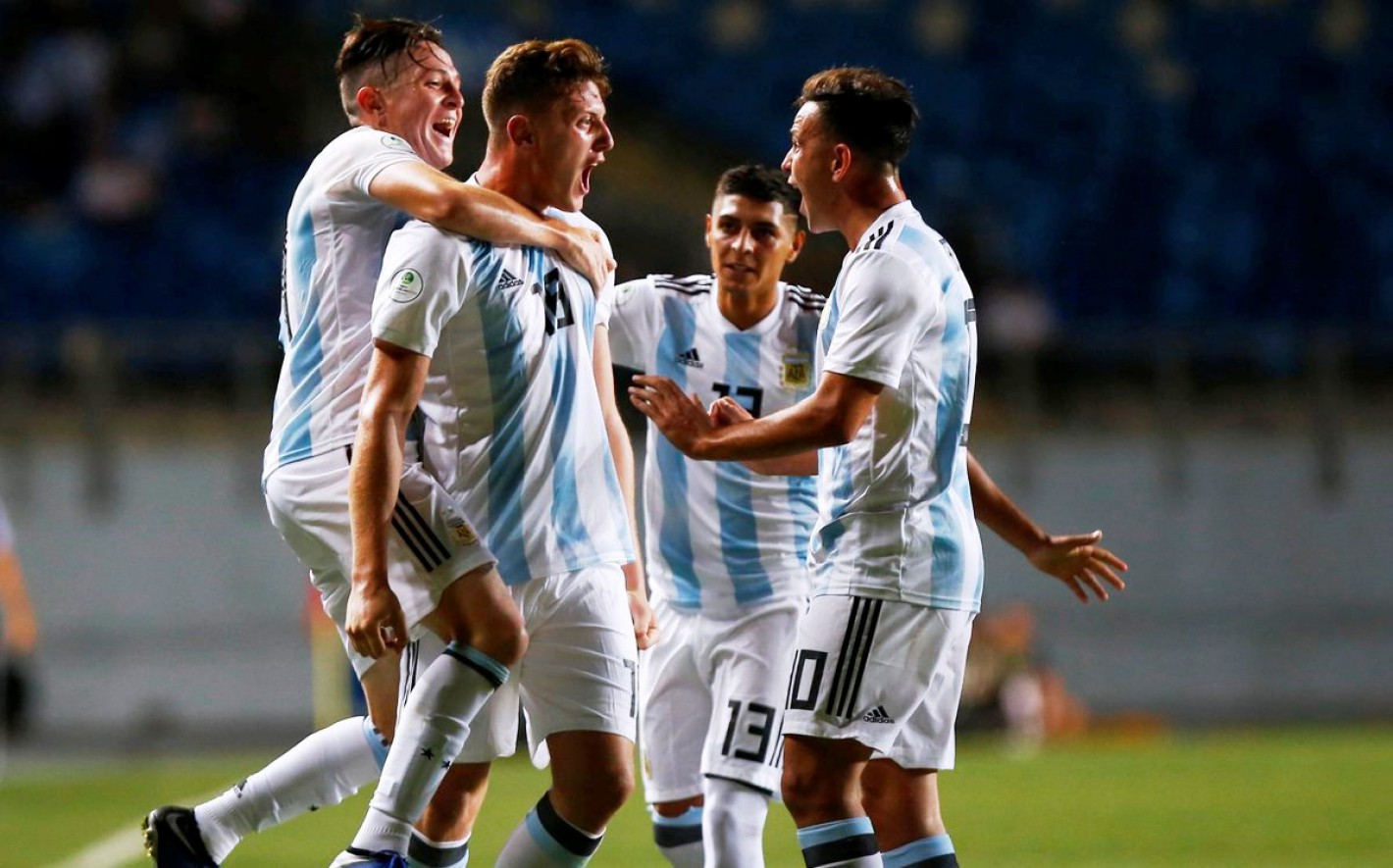 Argentina golea a Venezuela y se asegura cupo para ir al mundial 