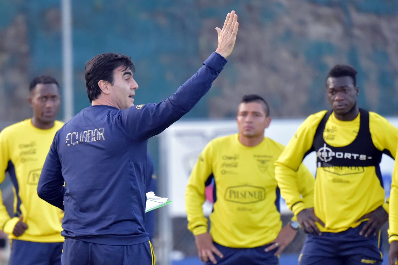 Ecuador está buscando nuevo técnico para las eliminatorias al mundial 