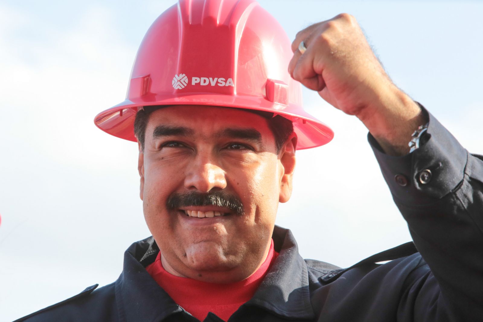 Goldman Sachs, ayuda a Maduro y se queda con acciones de PDVSA 