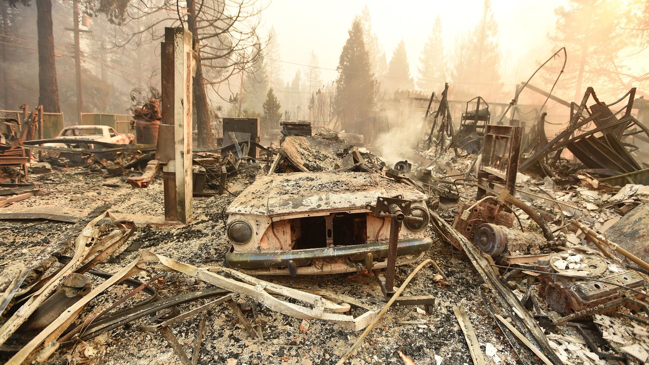 Incendio en California avanza sin control, dejando muertos y destrucción a su paso