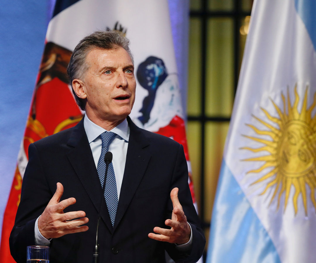Profunda crisis económica de Argentina tiene al gobierno contra la pared