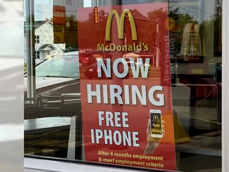 McDonald’s dará un iPhone a empleados que duren en su puesto más de 6 meses 