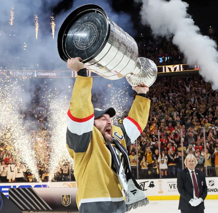 Vegas hits the jackpot, beats Florida to win Stanley Cup