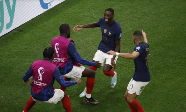 Francia se impone a la correosa Marruecos (2-0) y se cita en la final con Argentina