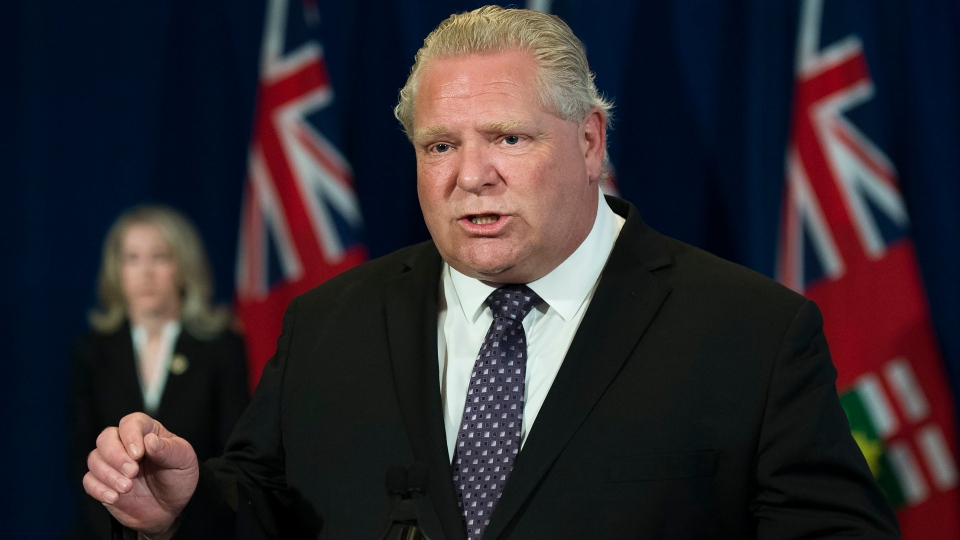 Ford se defiende y asegura que la atención medica en los hospitales en Ontario no está en crisis  