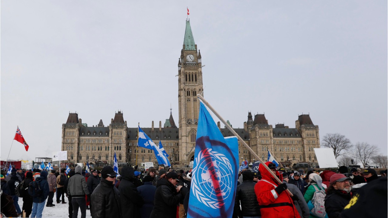 Manifestantes rechazan pacto de Canadá con la ONU y otros lo defienden 