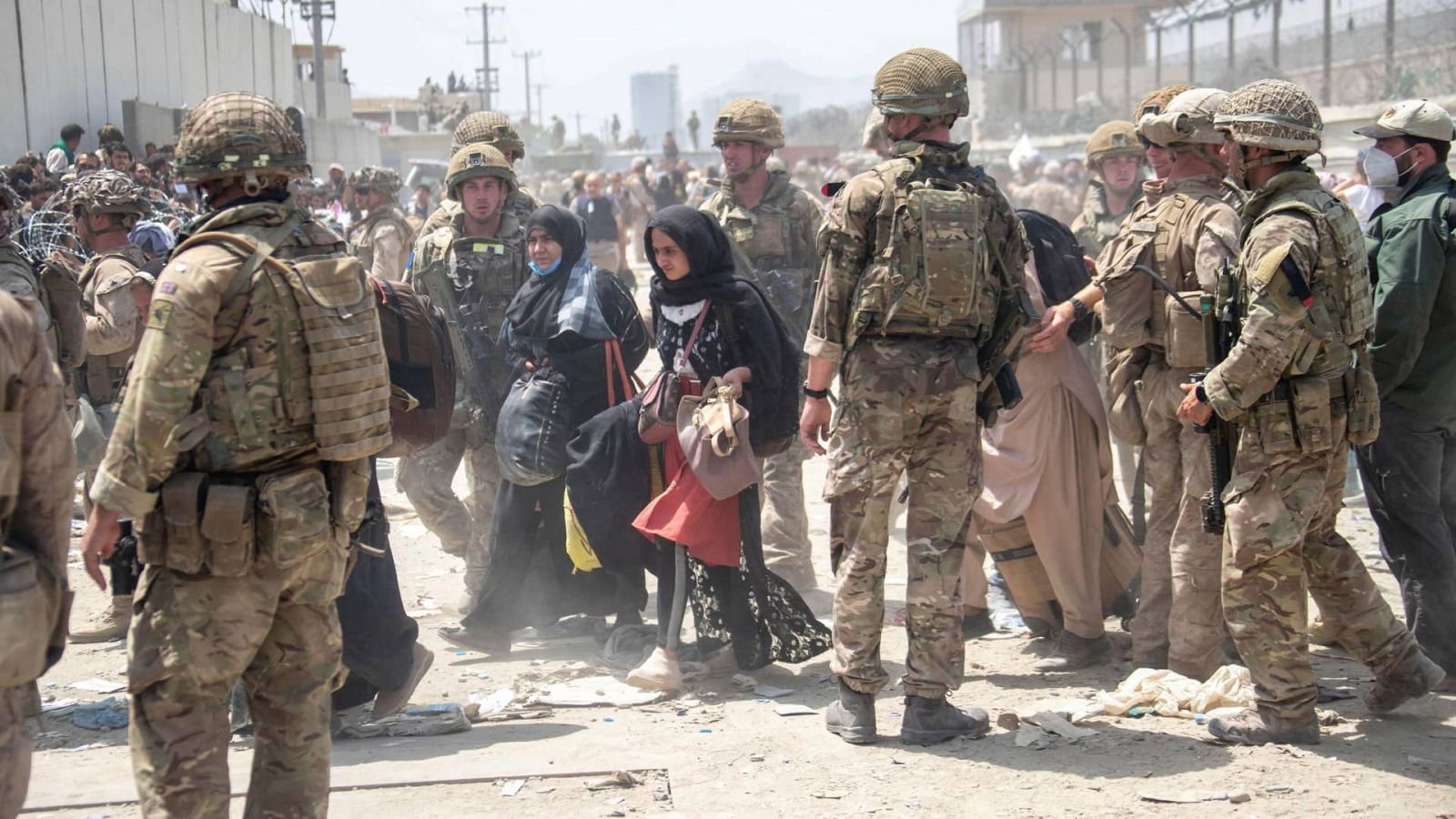 Gran parte de la misión militar de Canadá salió de Afganistán antes de ataques suicidas  