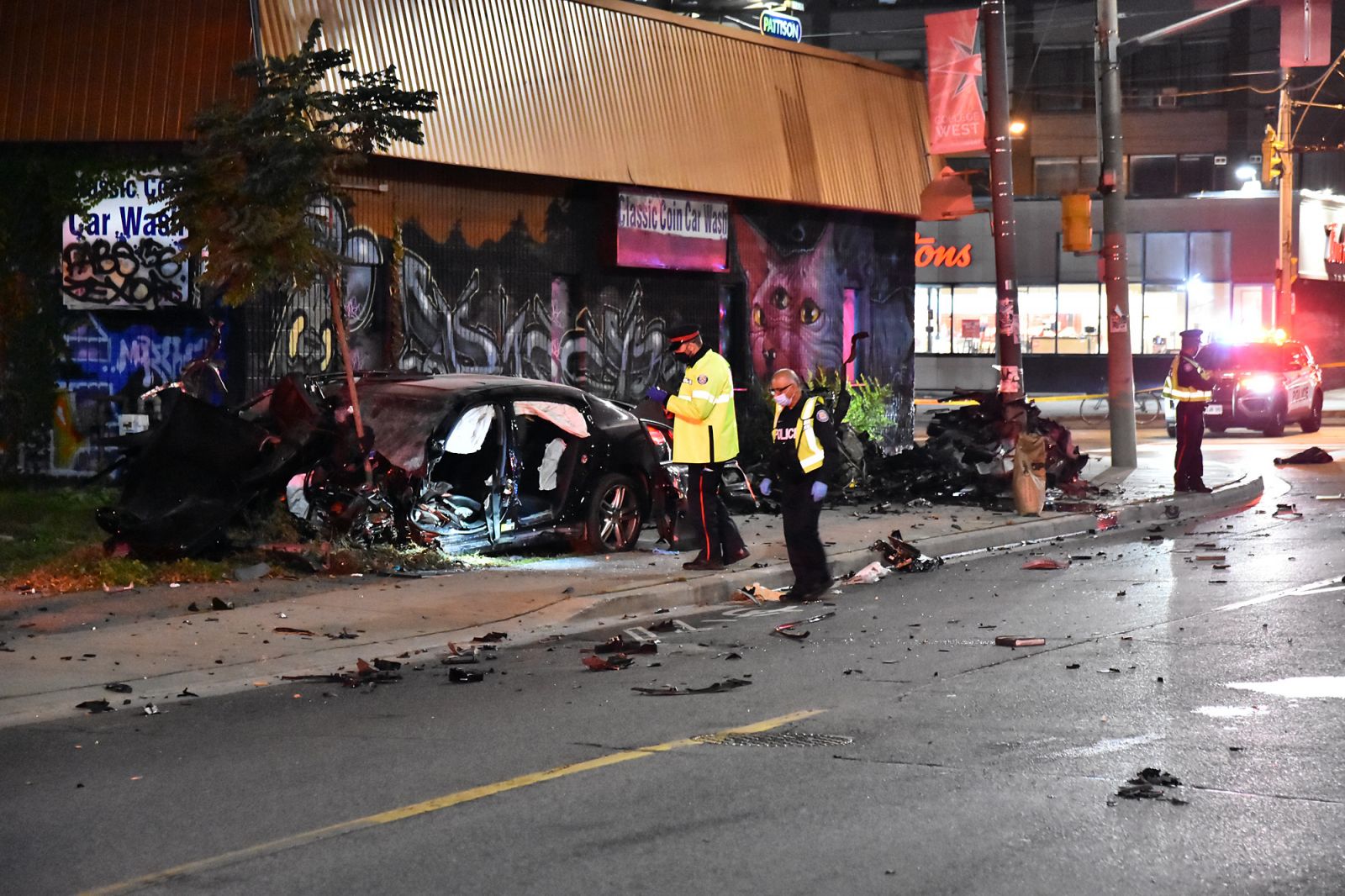 4 adolescentes a toda velocidad en un Porsche protagonistas de violento accidente en Toronto 