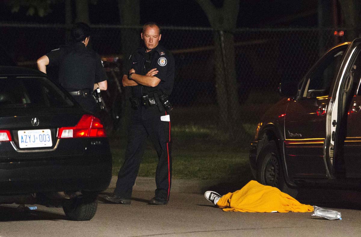 En menos de 2 días 5 asesinatos en diferentes partes de Toronto 