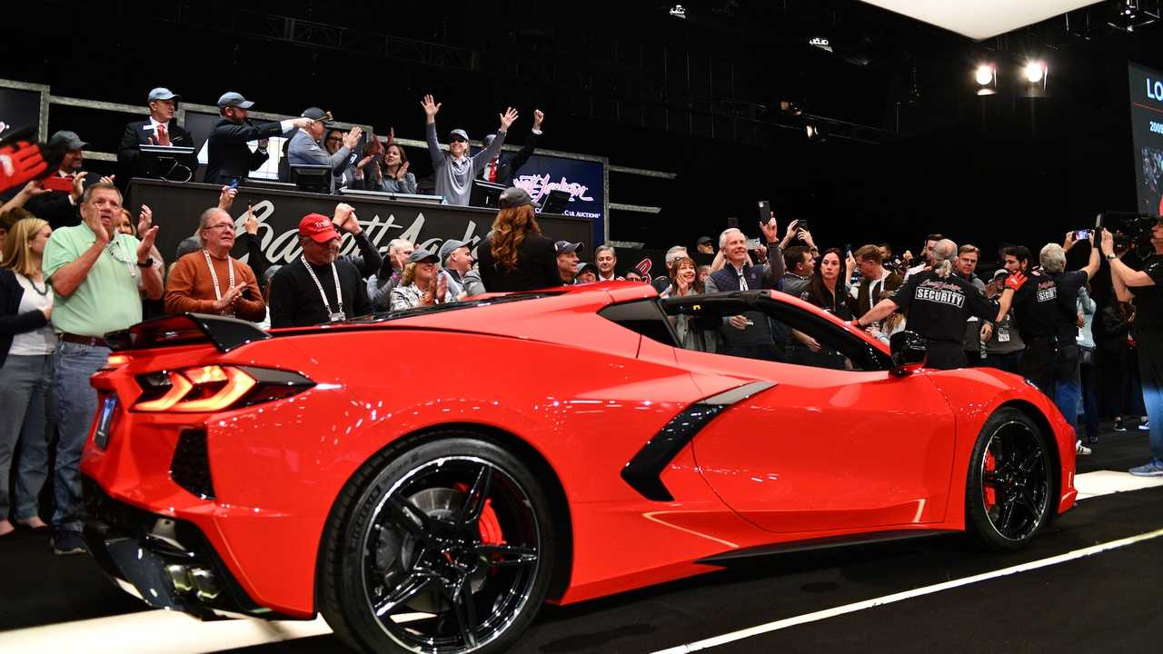 El primer nuevo Corvette 2020, se subastó por US$ 3 millones