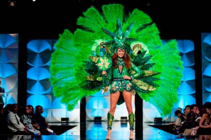 Con su vestido en honor a la marihuana, Miss Canadá causa polémica en Miss Universo 