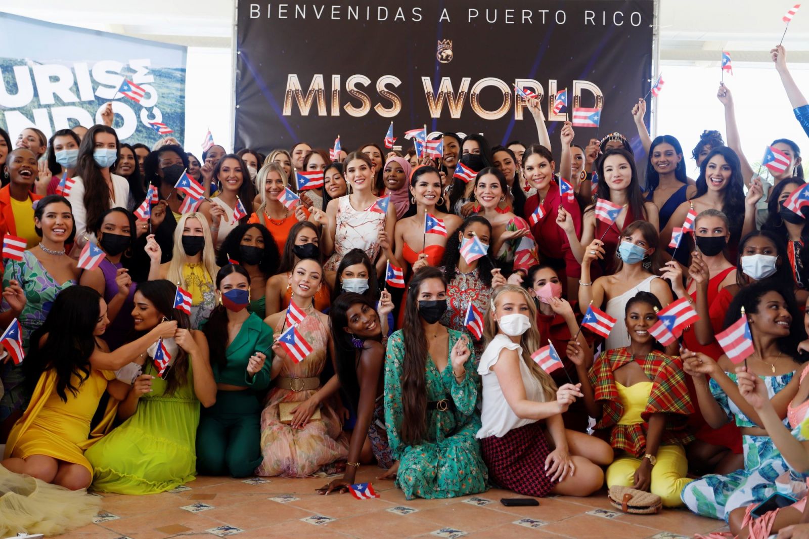 Por casos de covid-19 entre las reinas, cancelan el Miss Mundo que se realizaba en Puerto Rico 