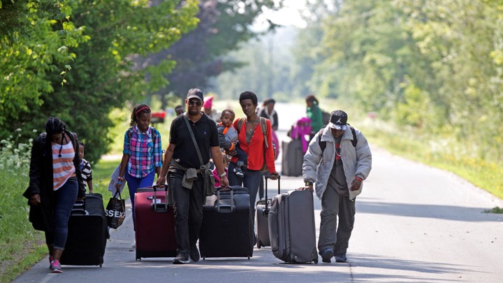 Nuevos cambios propuestos en las leyes para refugiados en Canadá 