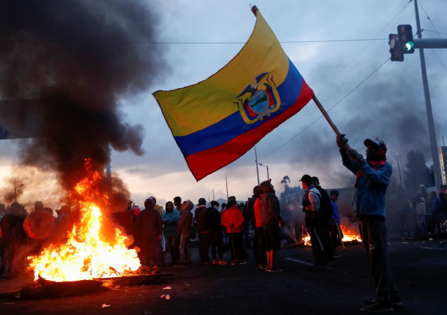 Crece la crisis en Ecuador por las violentas protestas contra el Gobierno 