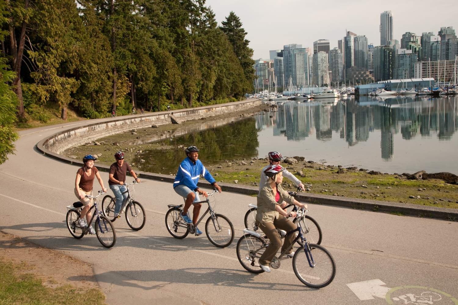Vancouver una de las 10 ciudades del mundo que se debe recorrer en bicicleta 